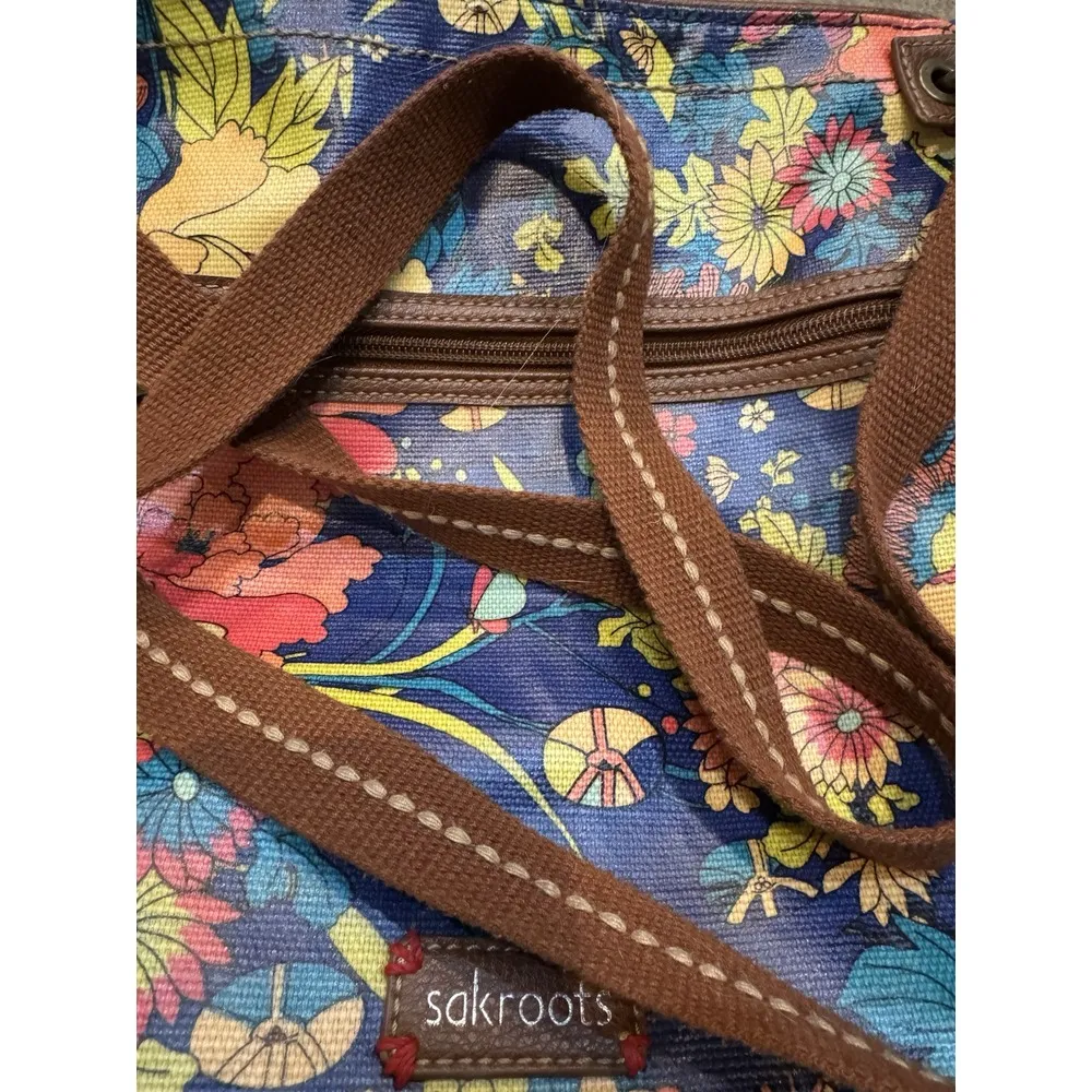 Sakroots‎ -  Crossbody Shoulder Bag - Image 5