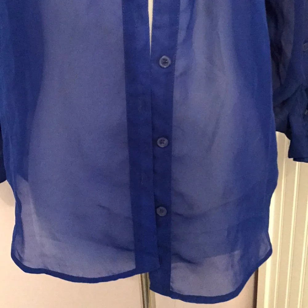 Super Pretty Royal Blue Button Down Blouse - Image 3