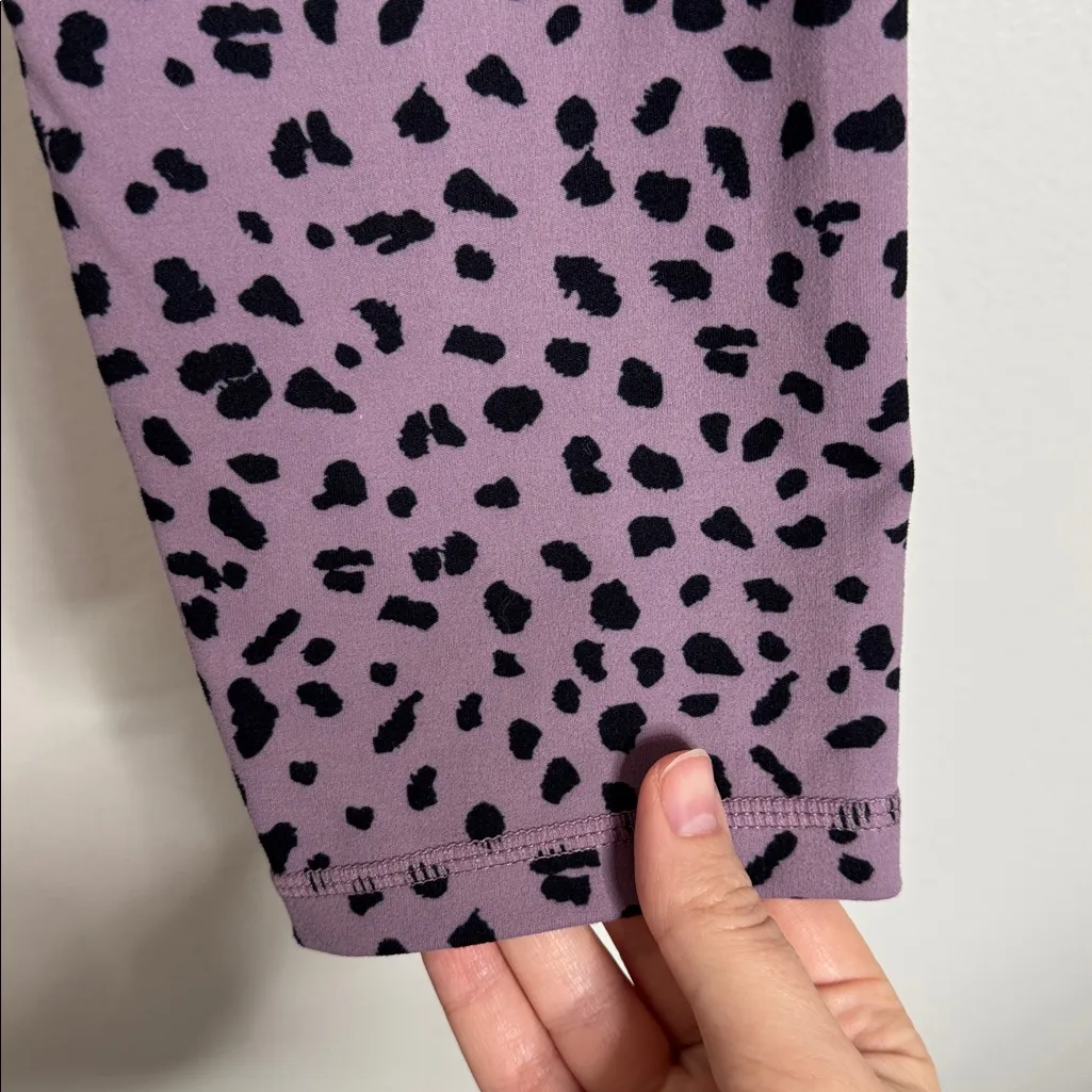 ZYIA Lilac Jaguar Fit n Free Hi-Rise 7/8 Leggings size 6 / 8 - Image 6