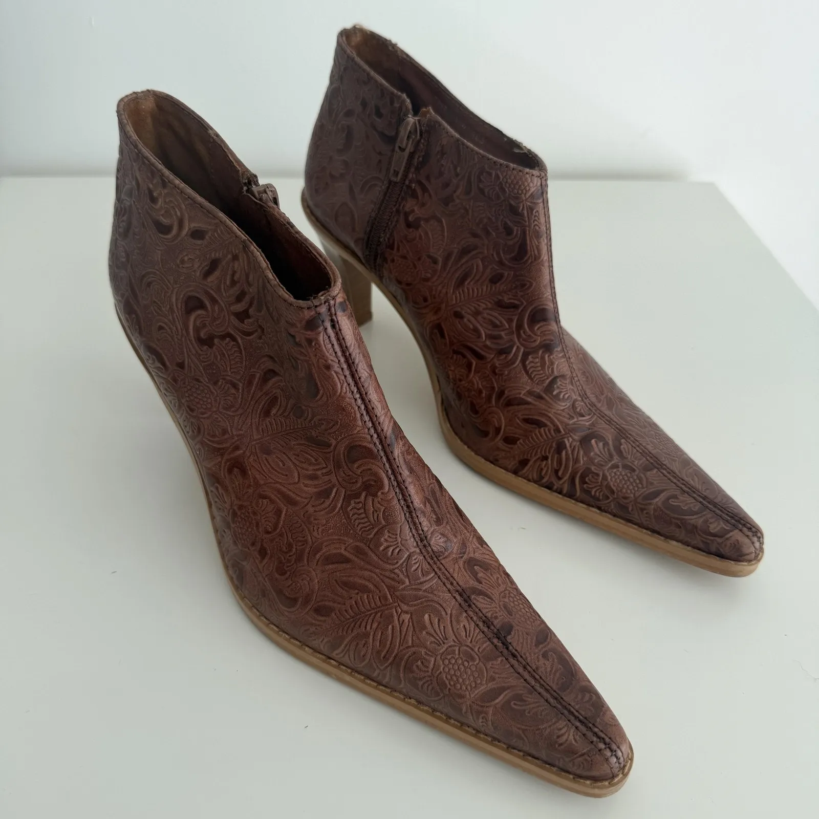 Zara Ankle Booties Womens 39 Brown Tooled Floral Leather Western Y2K Spain Made - Image 5