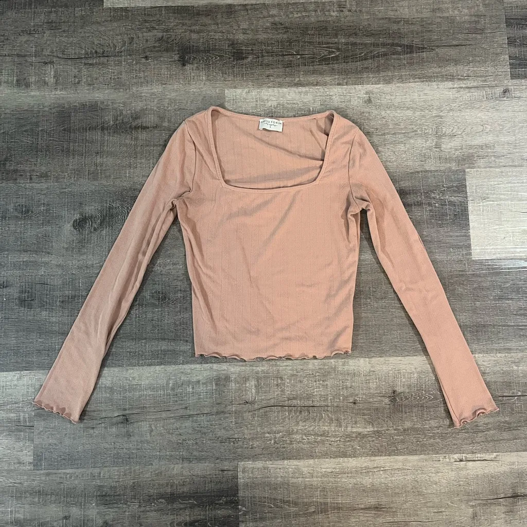 DRESS FORUM Lettuce Edge Square Neck Top - Image 3