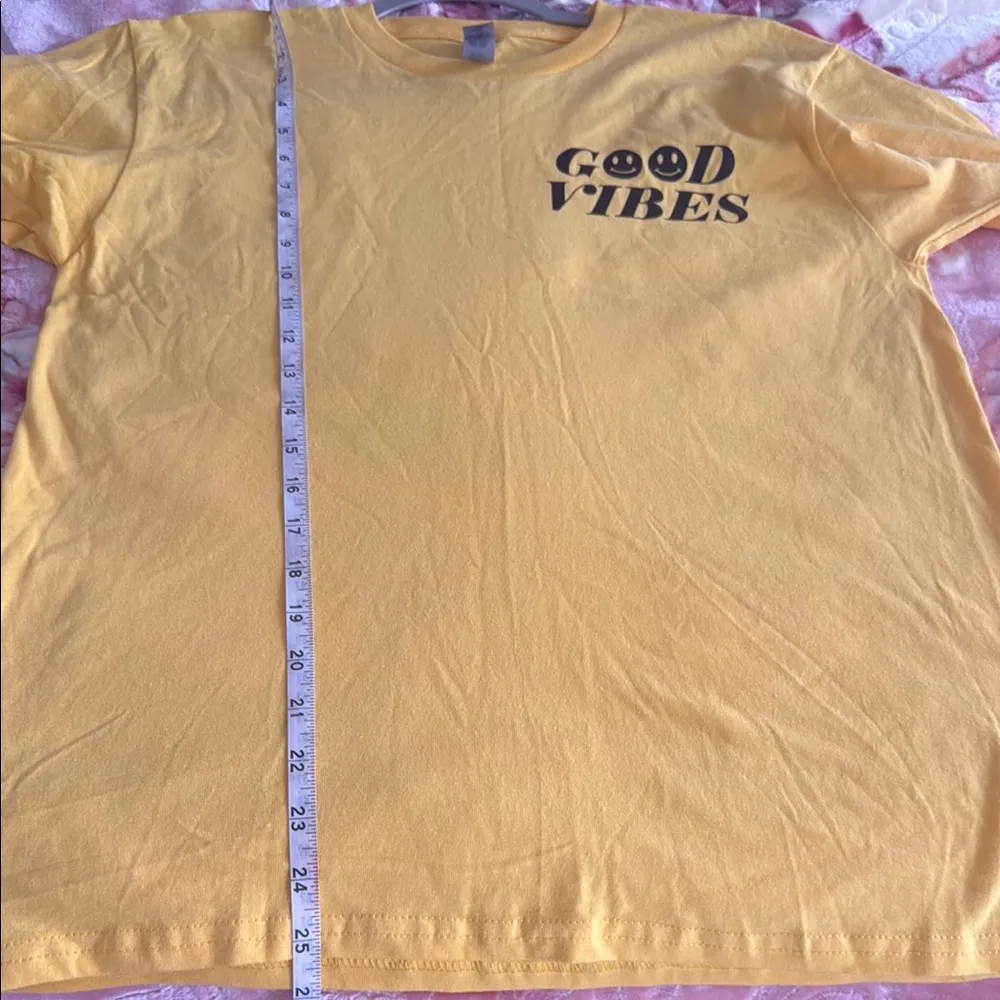 Gildan handcrafted “good vibes” Yellow Graphic unisex T-Shirt xl NWOT - Image 8