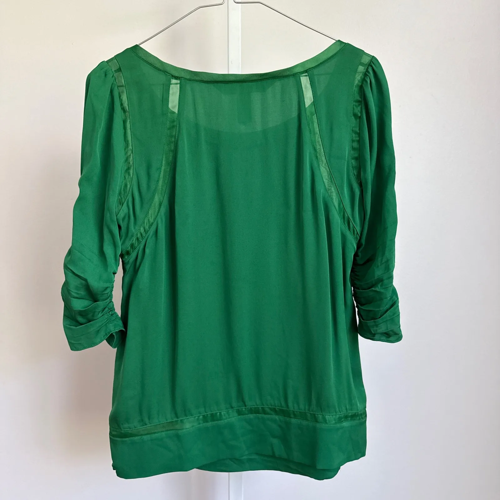 Diane‎ von Furstenberg Neiman Marcus Green Silk 3/4 Sleeve Top Luxury Feminine - Image 6