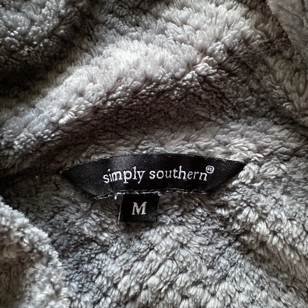 Simply Southern  Gray Fleece Pullover SIZE M - Image 5