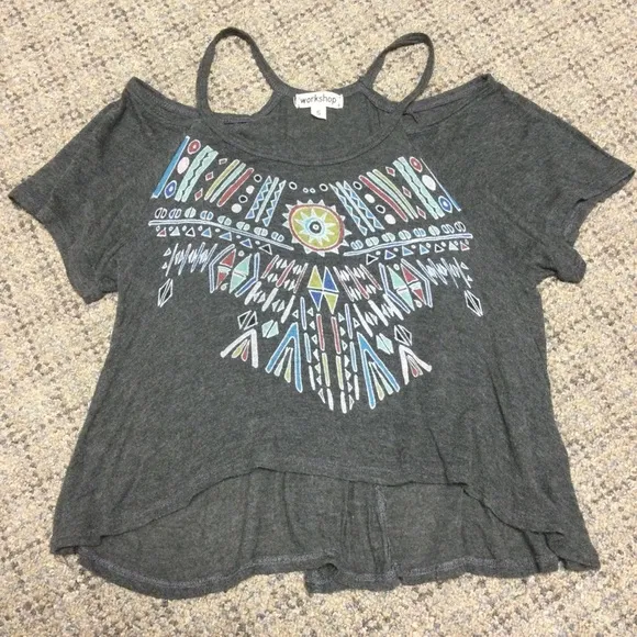 Workshop Off The Shoulder Gray Tribal Top * Juniors Small - Image 1