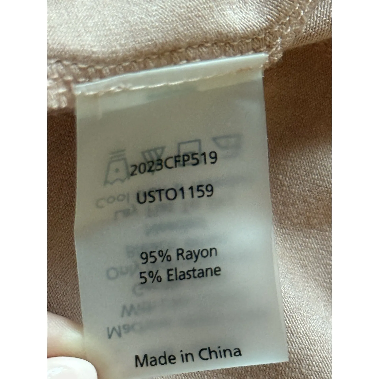 NWT Universal Standard Elbe Top Womens 2XL Pink Liquid Jersey Button Down Shirt - Image 7