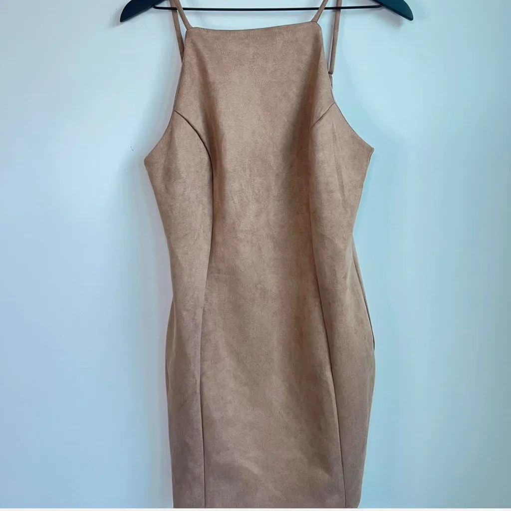 Dress Woman’s Medium Tan Sleeveless Dress Go out Dress Dinner dress Party dress Brown Size L - Image 3