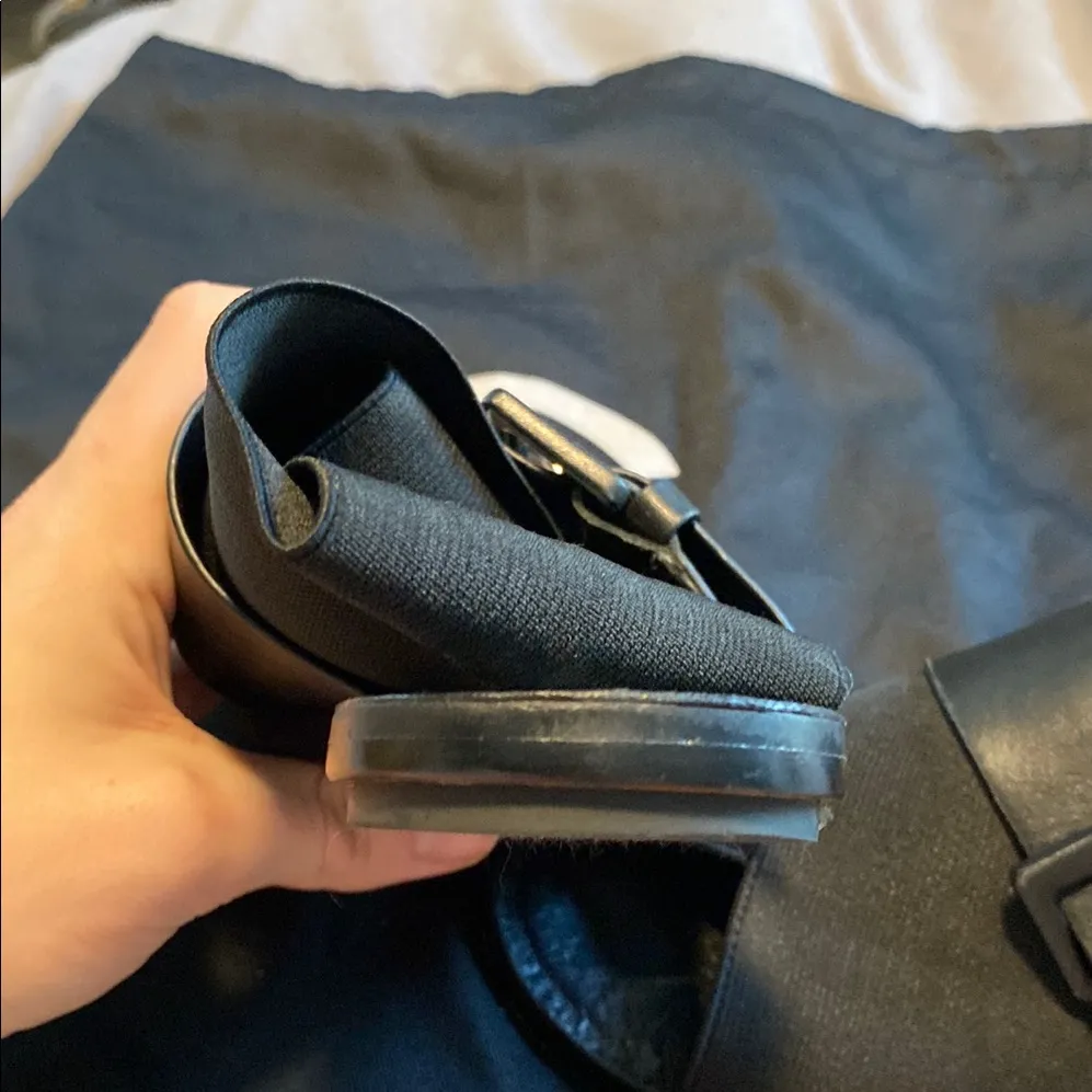 👞10 Crosby Derek Lam Black Sandals Size undefined - Image 8