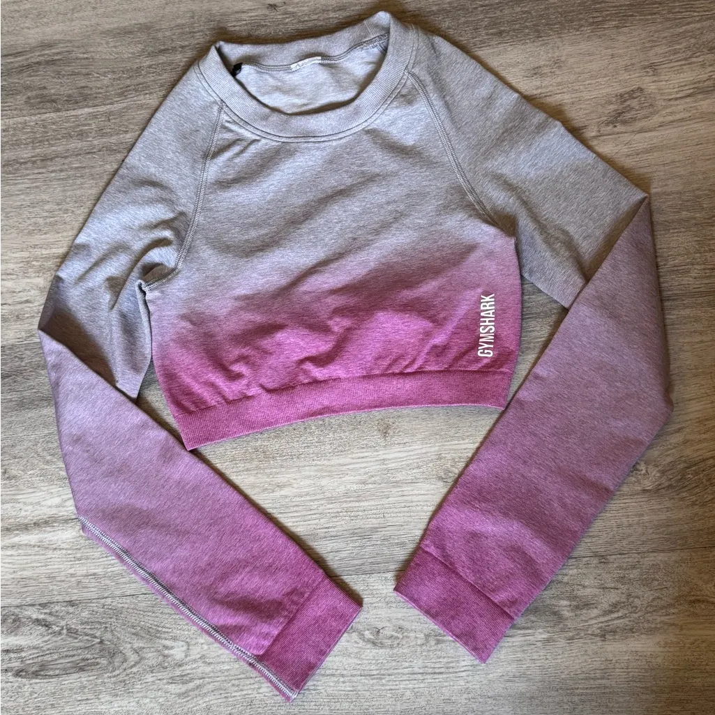 GymShark Adapt Ombré Seamless Long Sleeve Crop Gray And Pink - Image 2