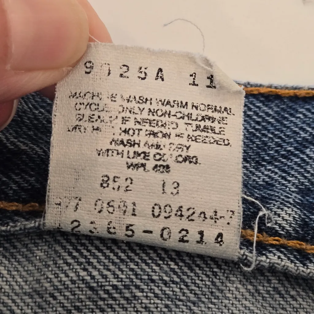 Vintage Levi’s 569 women’s Jeans size 12 loose fit regular medium orange tab - Image 3