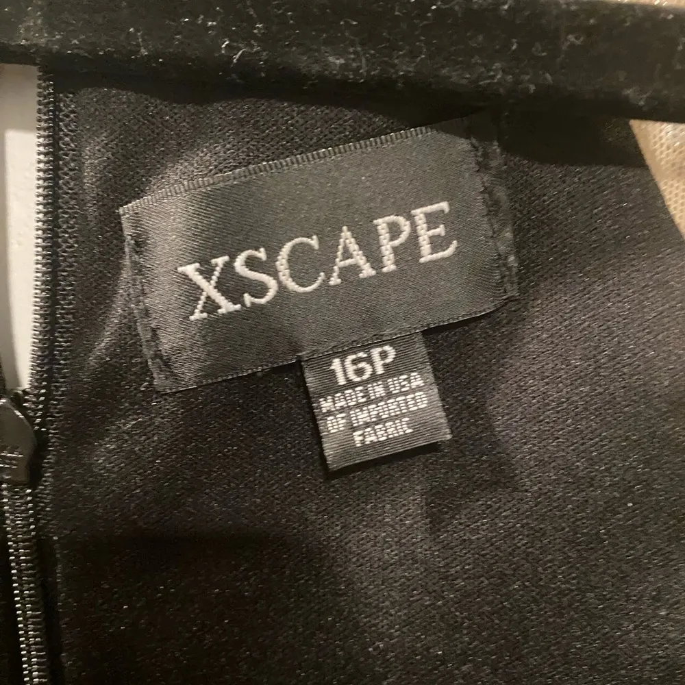 Xscape Long Ity with Caviar Beaded Sleeve
SKU 9628559 - Image 9