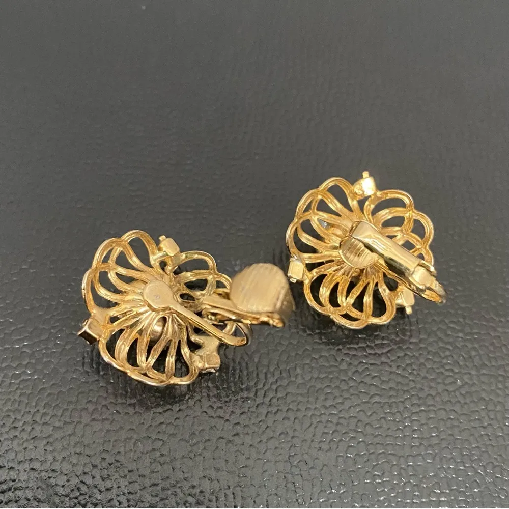 Vintage Gold - Image 10