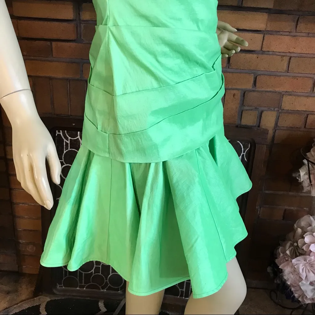 HALSTON HERITAGE GREEN STRAPLESS RUFFLE MINI DRESS NWT (6) - Image 9