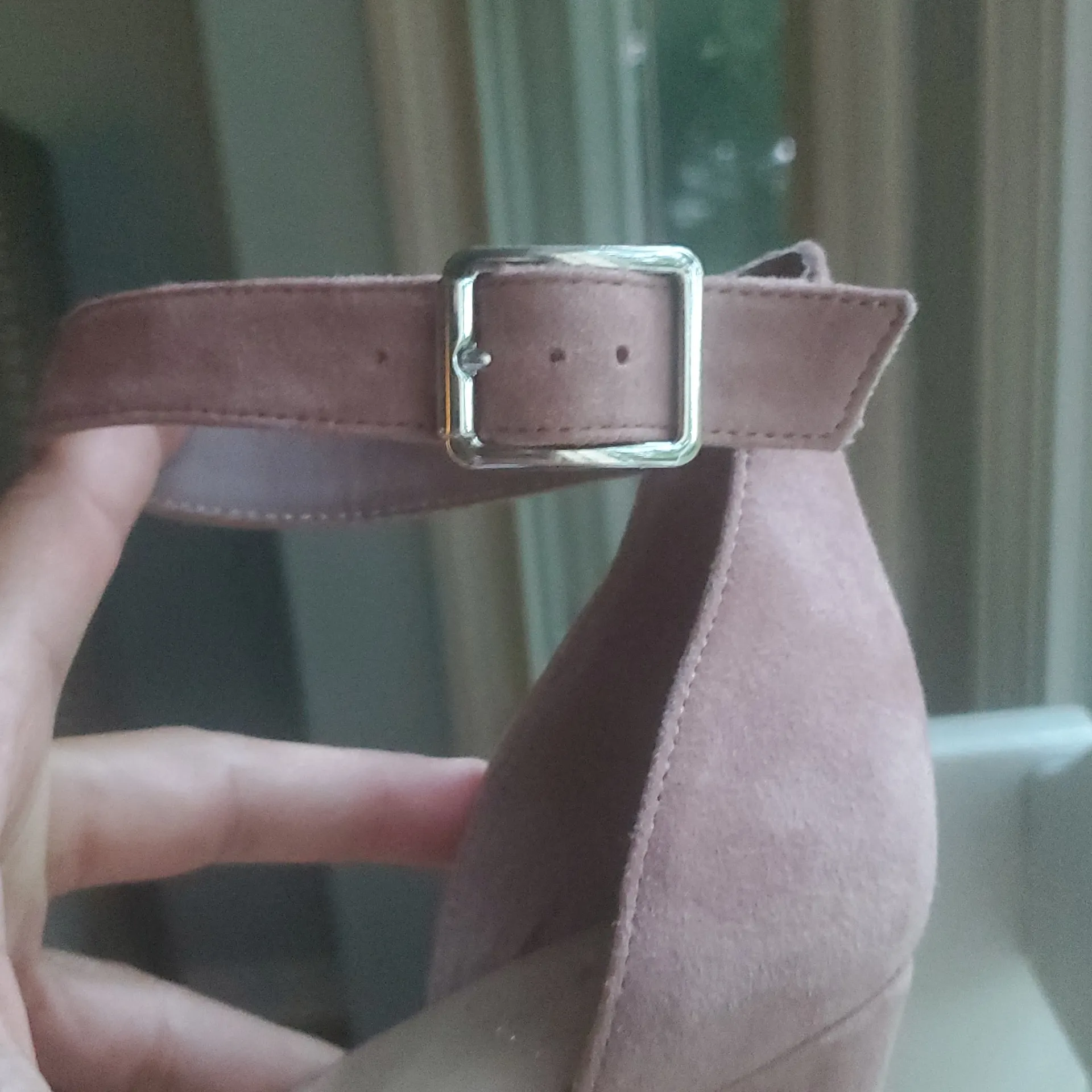 Vince Camuto Blush Suede Heels Strappy Size 11 Womens Beautiful 3 Inch Heels - Image 6