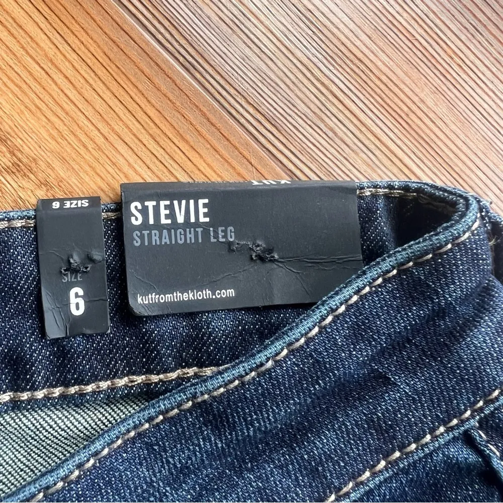 Kut From The Kloth  Stevie Straight Leg Jeans Size 6 #C24463 - Image 3