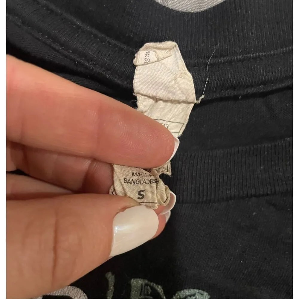 VersaEmerge Vintage Rare Mad Hatter Y2K Band T Shirt Small Black - Image 2