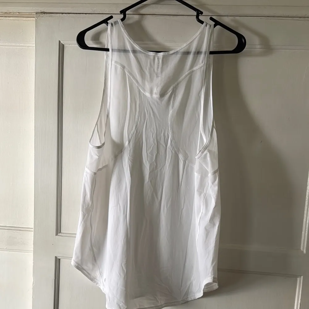 Lululemon Sculpt Long White Women's Top - Image 6