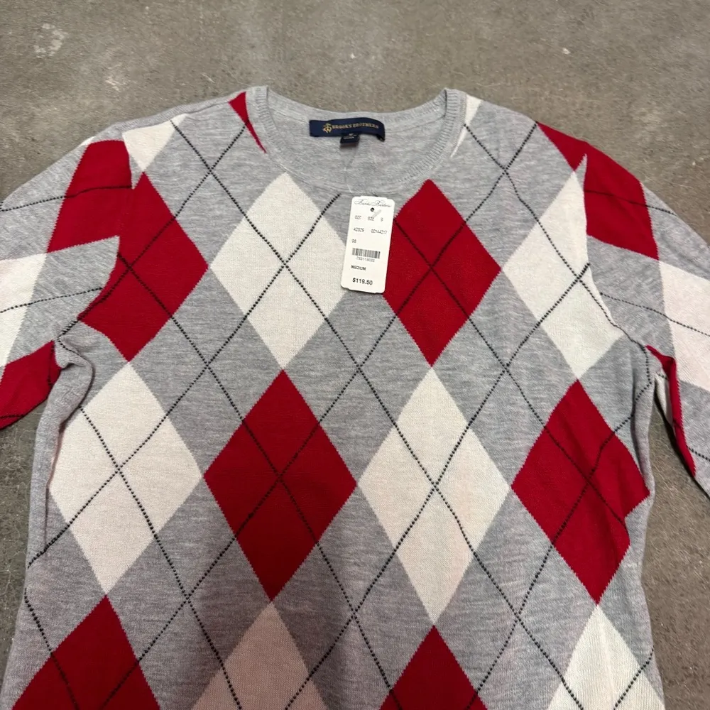 Brooks Brothers women's sweater - Image 5