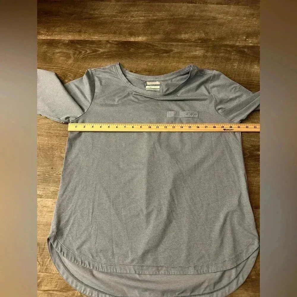 Columbia Women Large Gray Striped Shirt Outdoor Long Sleeve Round Neck - Image 2