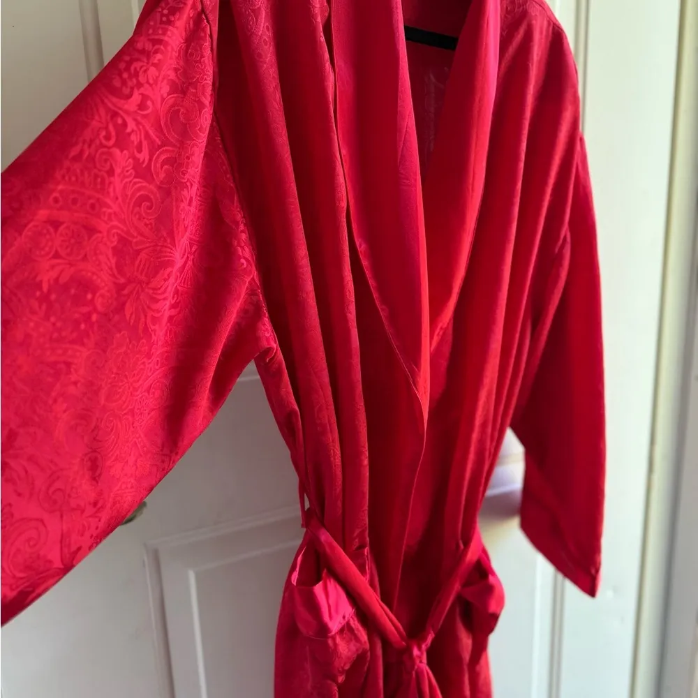 Victorias Secret Gold Label Belted Robe - Image 4