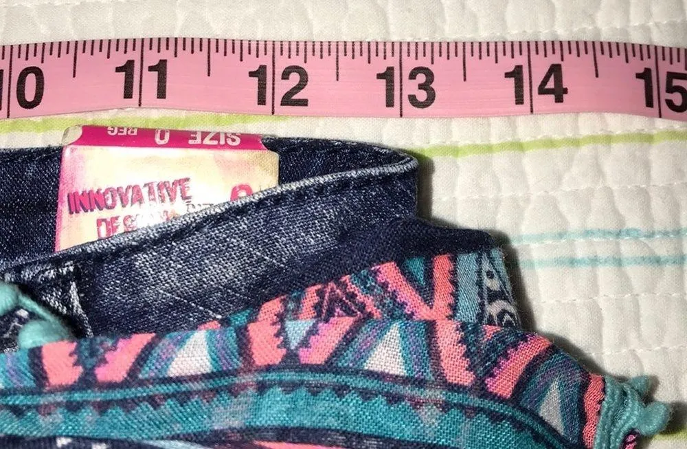 Wallflower Cutoffs W/Scarf Belt 1086 - Image 6