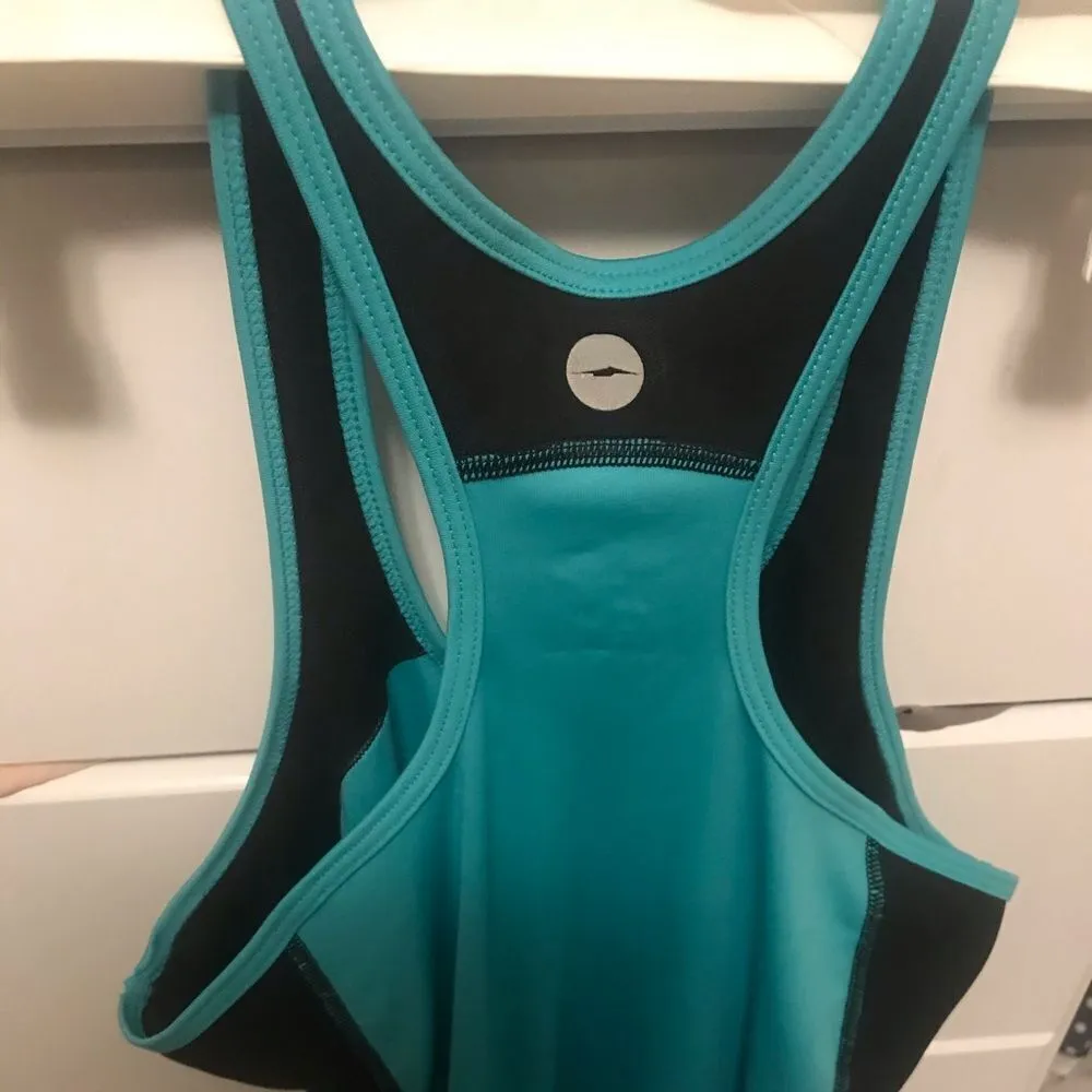 ✨ Avia Performance Racerback Tank ✨ - Image 4