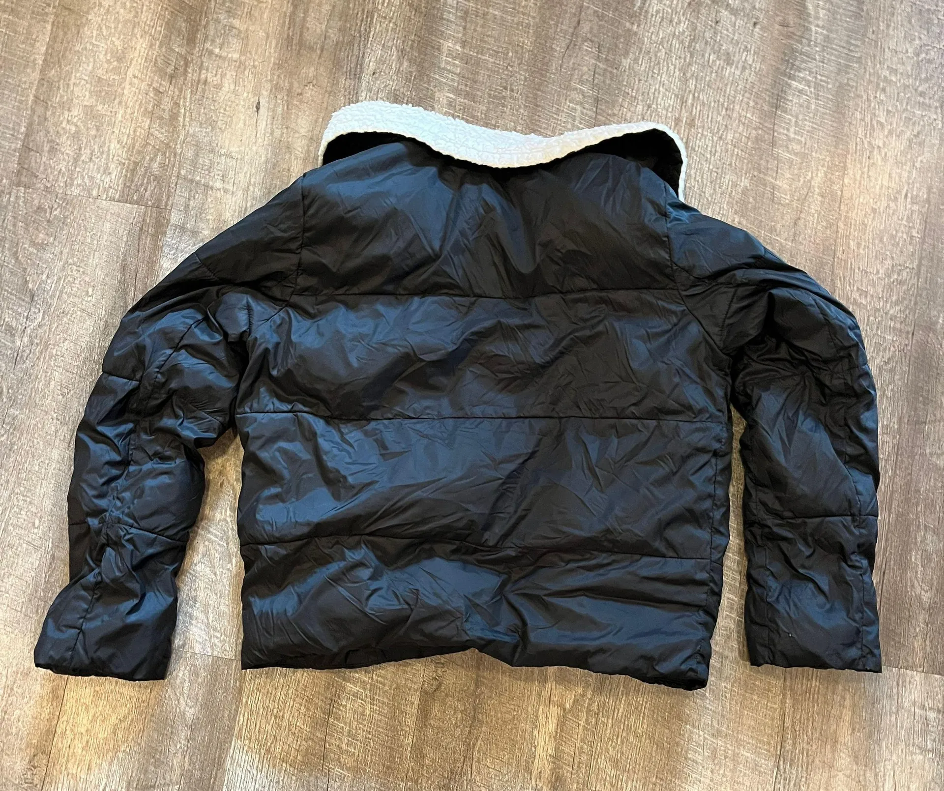 Levi’s Vintage Sherpa Lined Puffer Jacket  - Image 17