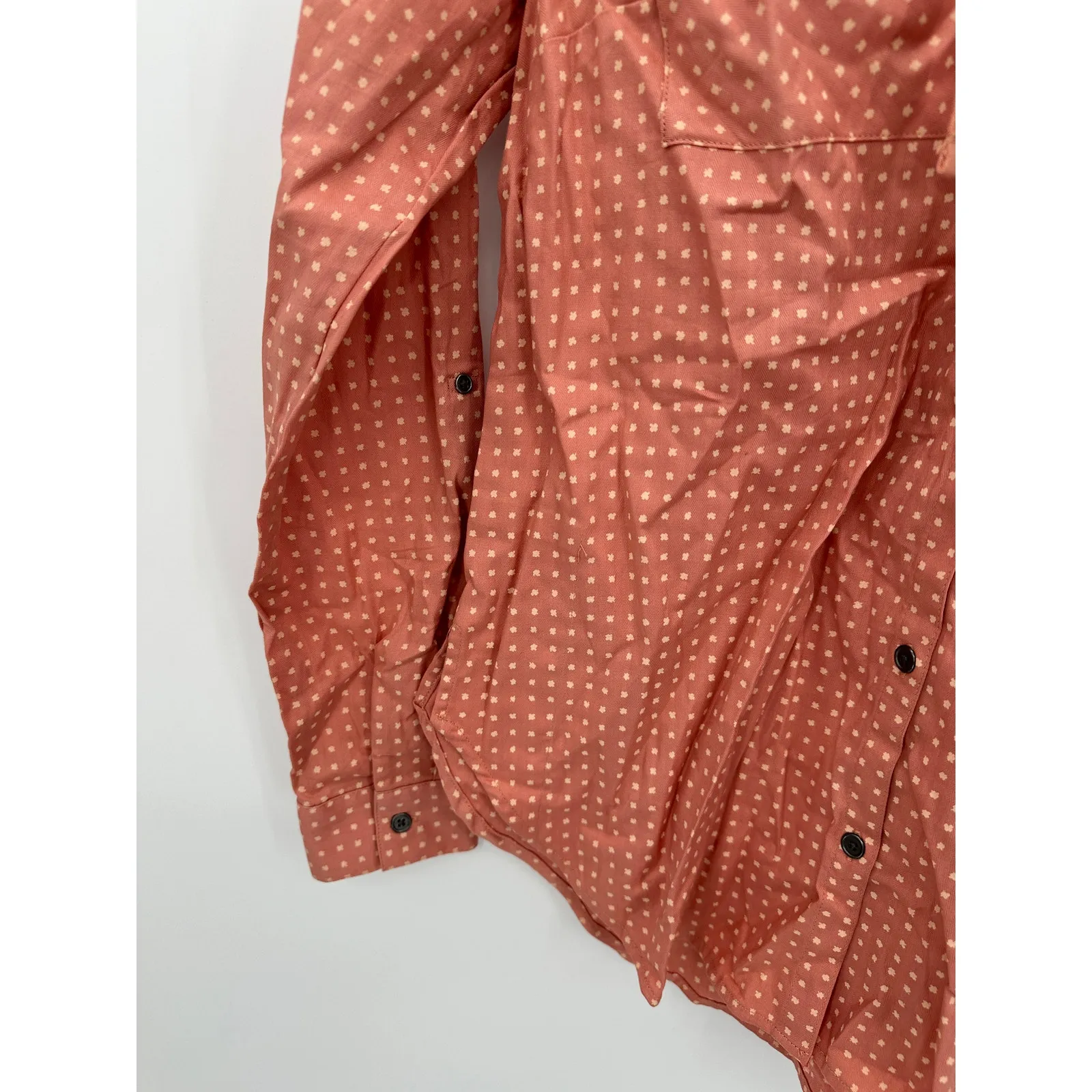 Columbia Shirt Women MEDIUM NWT Orange Pink Printed Anytime Stretch Hooded - Image 2