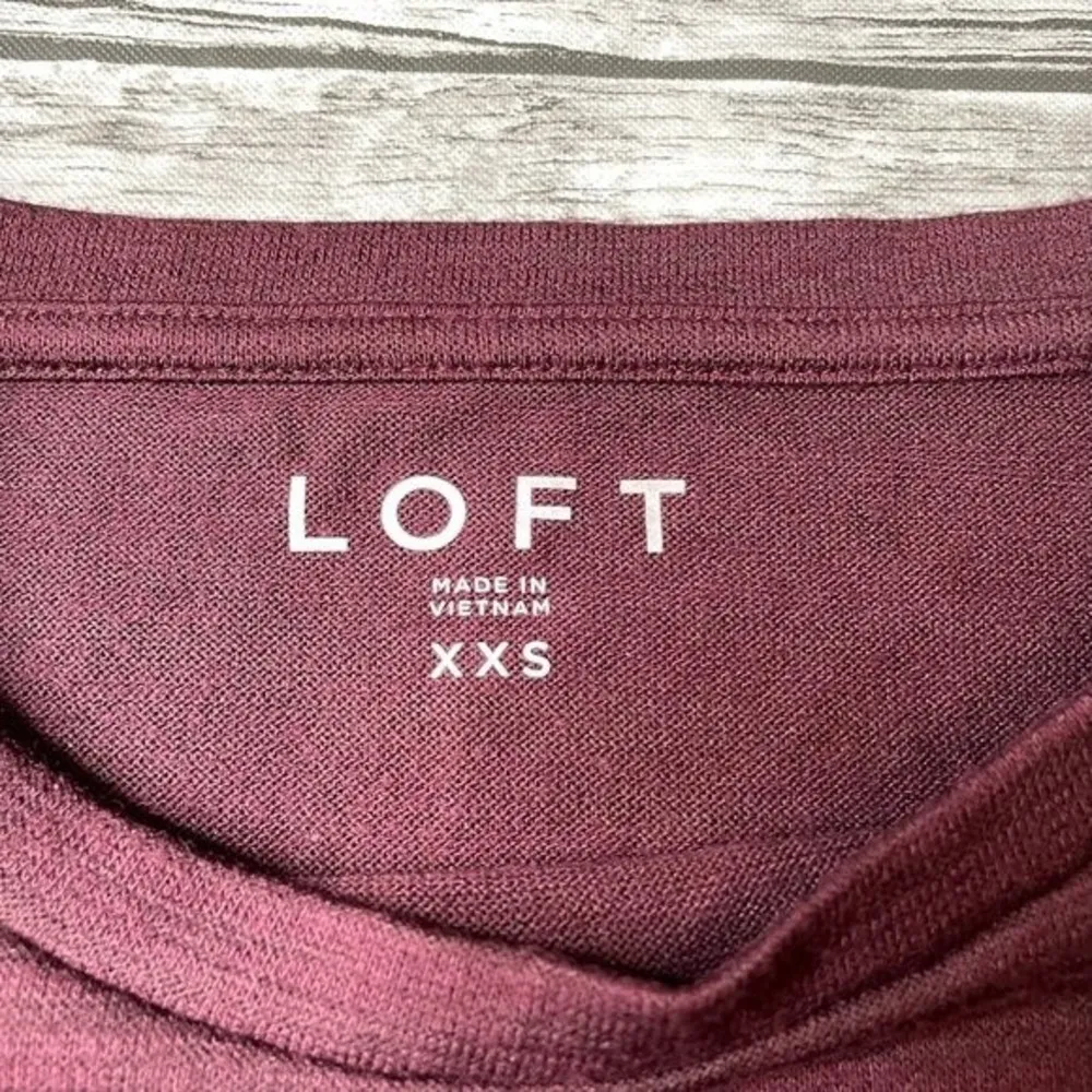 LOFT Casual Knit Shirt Blouse Top Crewneck Tie Slit Mid Sleeves Burgundy XXS 2XS - Image 8