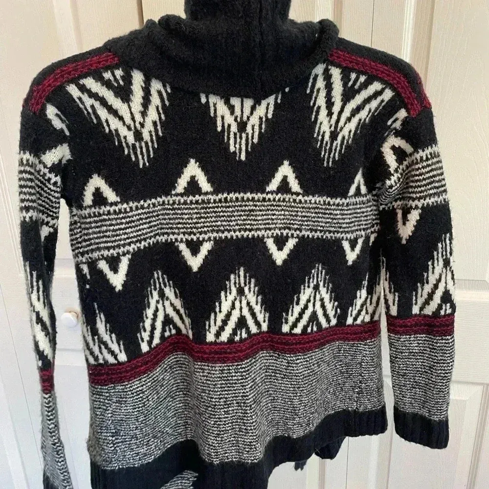 ABERCROMBIE‎ & FITCH PATTERNED BLACK WHITE BLANKET CARDIGAN SWEATER SIZE small - Image 6