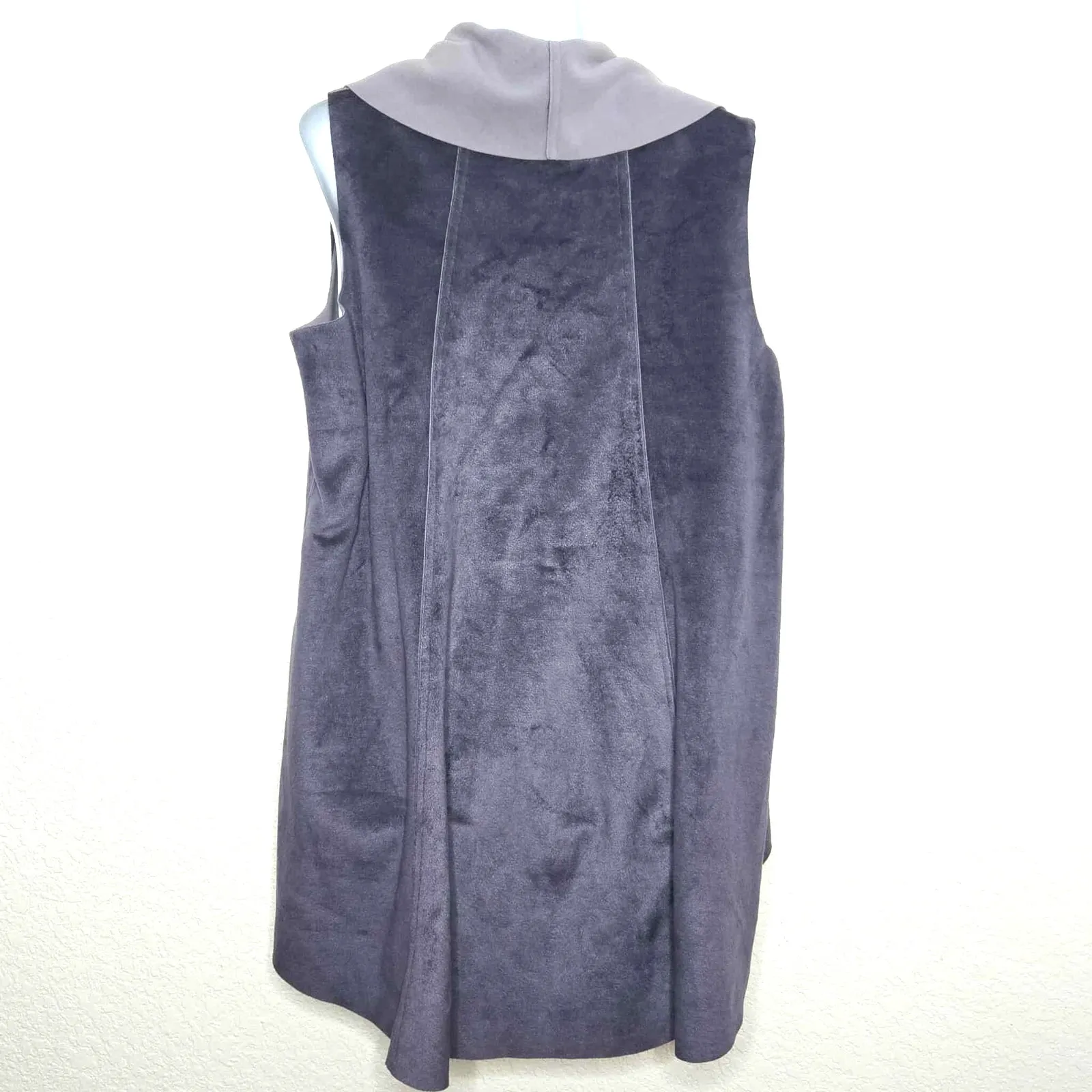 LOGO by Lori Goldstein Double Faced Sleeveless Open Cardigan Size 2X Faux Suede - Image 2