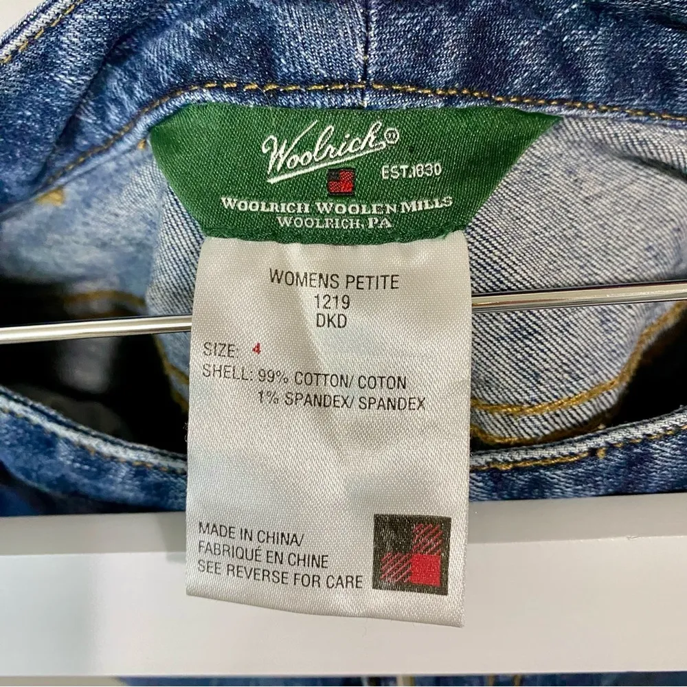 Woolrich Women’s Casual Medium Wash Denim Jeans Medium Blue Size 4 Petite EUC - Image 4