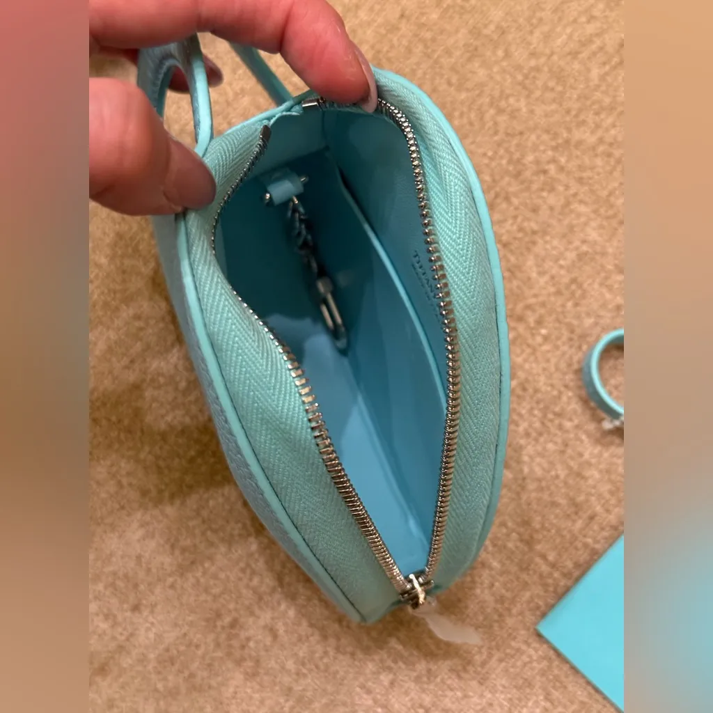Tiffany & Co. Tiffany Blue Teal Heart-Shaped Mini Top Hand Bag Wristlet New - Image 7