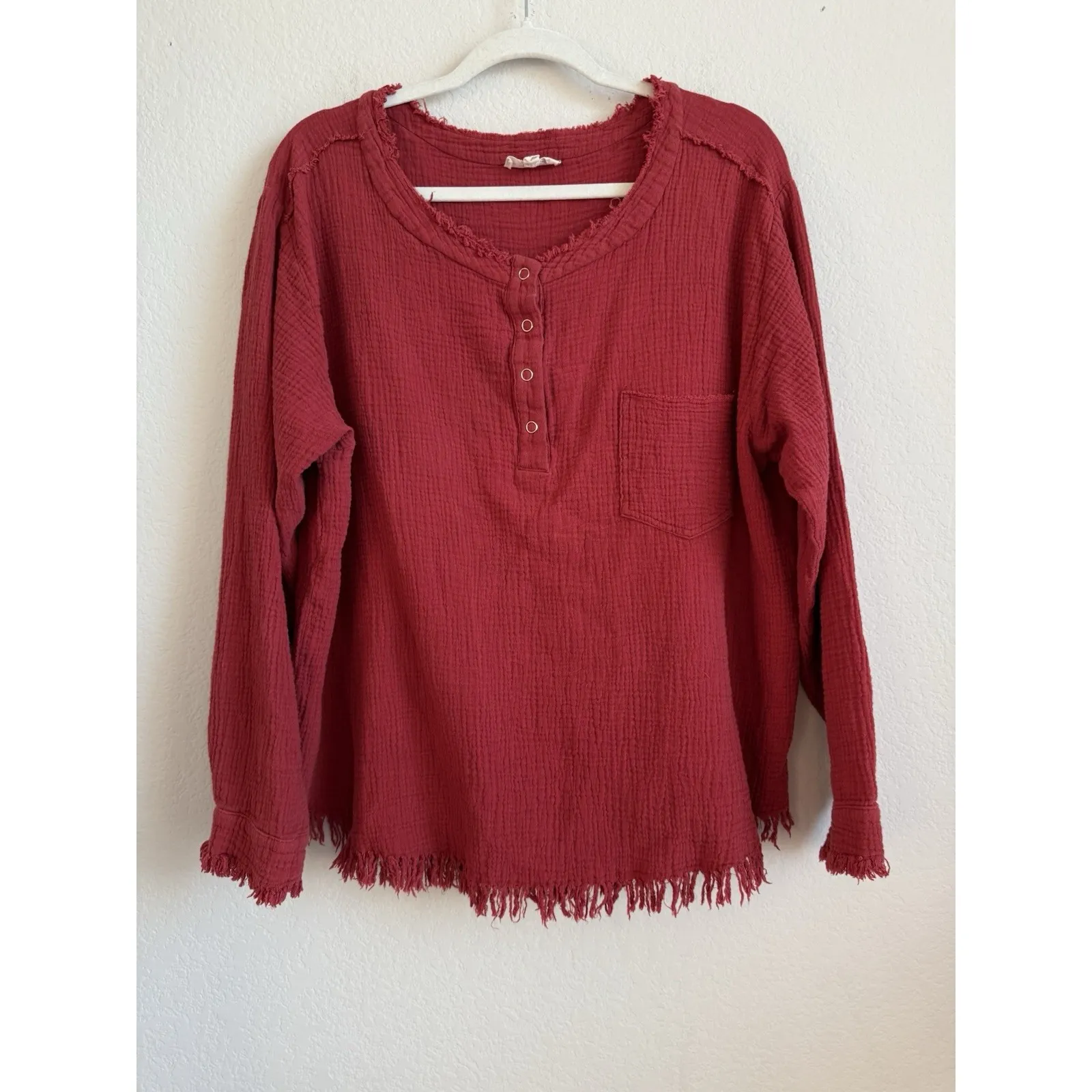 ee: some Womens Long Sleeve Raw Hem Henley Style Blouse Rust Red Size Large Boho - Image 8