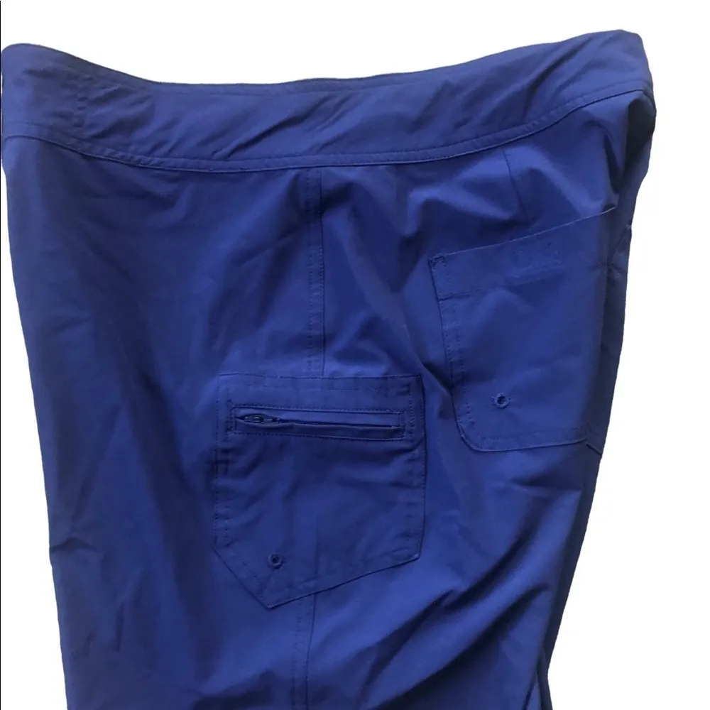 L.L. Bean Cargo Hiking Shorts Sz. 8 UPF 50+ Purple Stretch Lightweight Quick Dry - Image 2