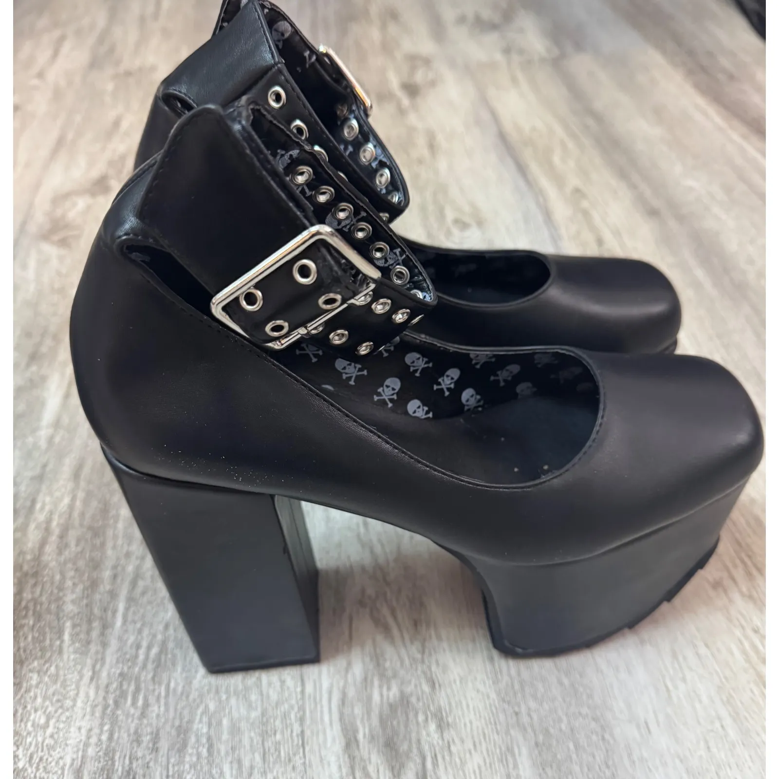 Lamoda Platform Heel Ankle Strap‎ Buckle Studded Black Goth Punk Shoes Size 8 - Image 4