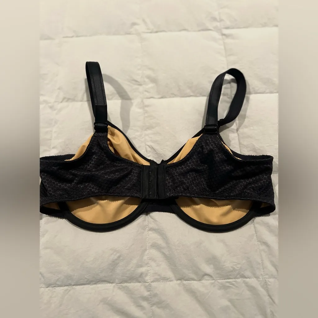 Chantelle  Black Underwire Bra – Sheer Mesh Pattern - Image 7