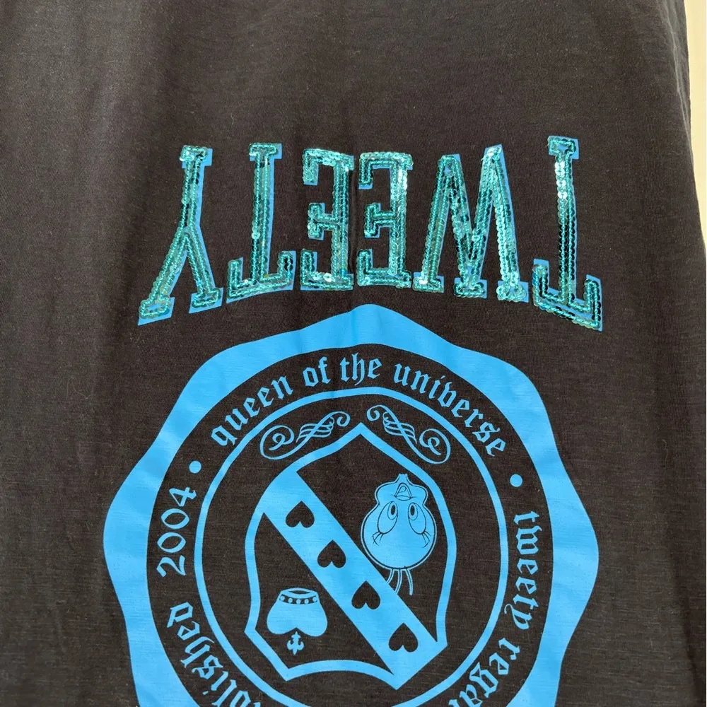 Looney tunes Warner brothers vintage tweety bird embroidered graphic tee medium - Image 16