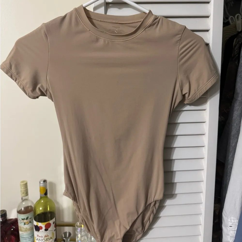 Skims Fits Everybody T-Shirt Bodysuit - Image 2