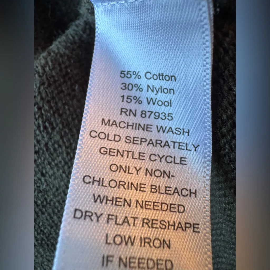 LOGO Sleeveless Olive Green High Low Knit sweater vest Euc Medium - Image 7