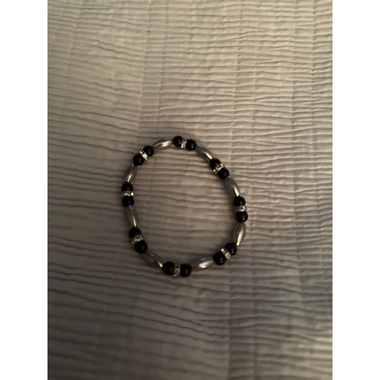4 Stretchy stackable bracelets Silver and Black - Image 3