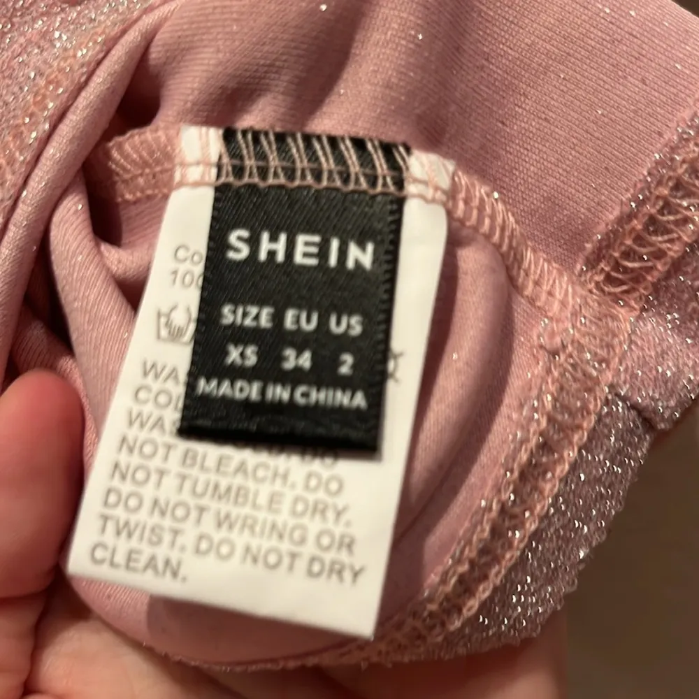 Women’s Sparkly Pink Slouchy Cami Crop Top Size XS - Image 6