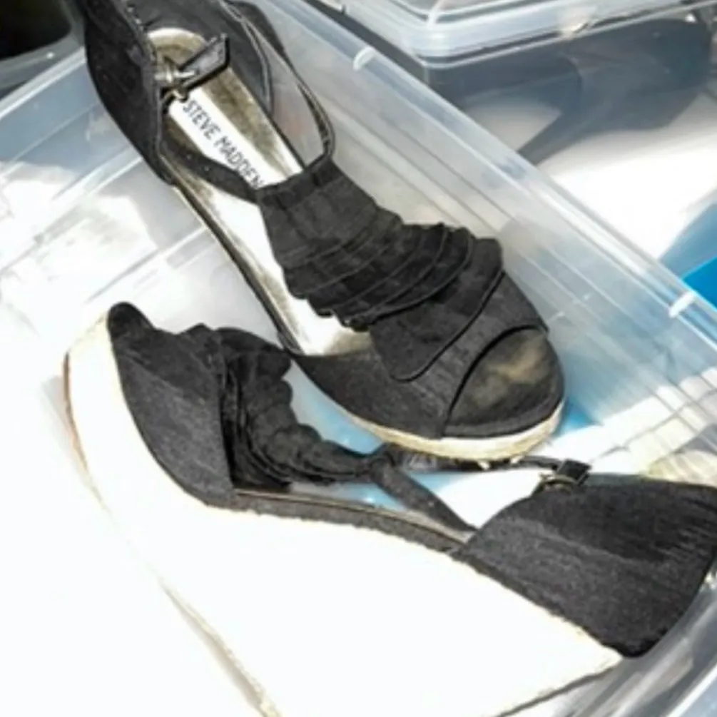 Steve Madden Black Ruffle Wedge Sandal - Image 9