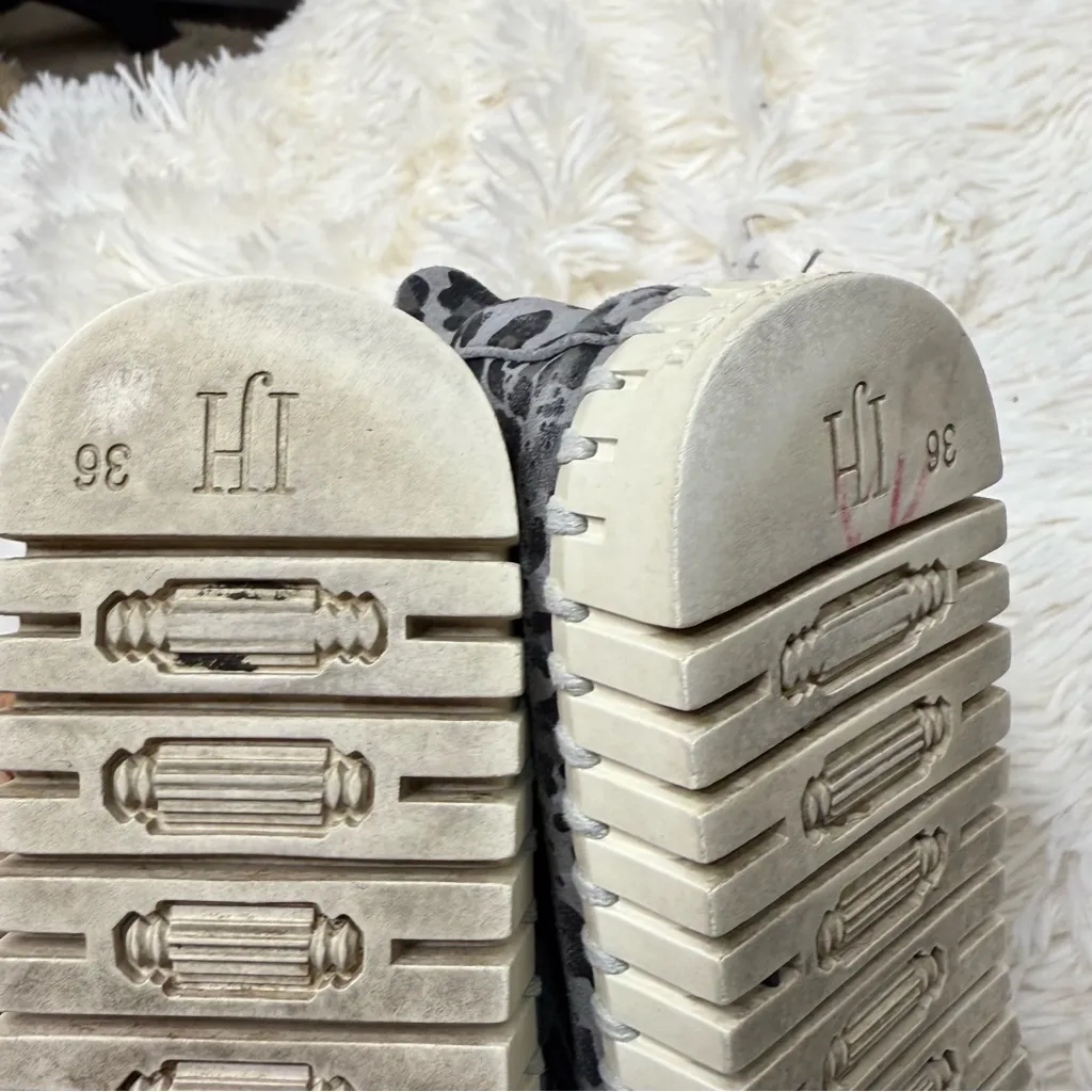 Ilse Jacobsen Tulip Slip On Flats Leopard Print Gray Size 5 - Image 5