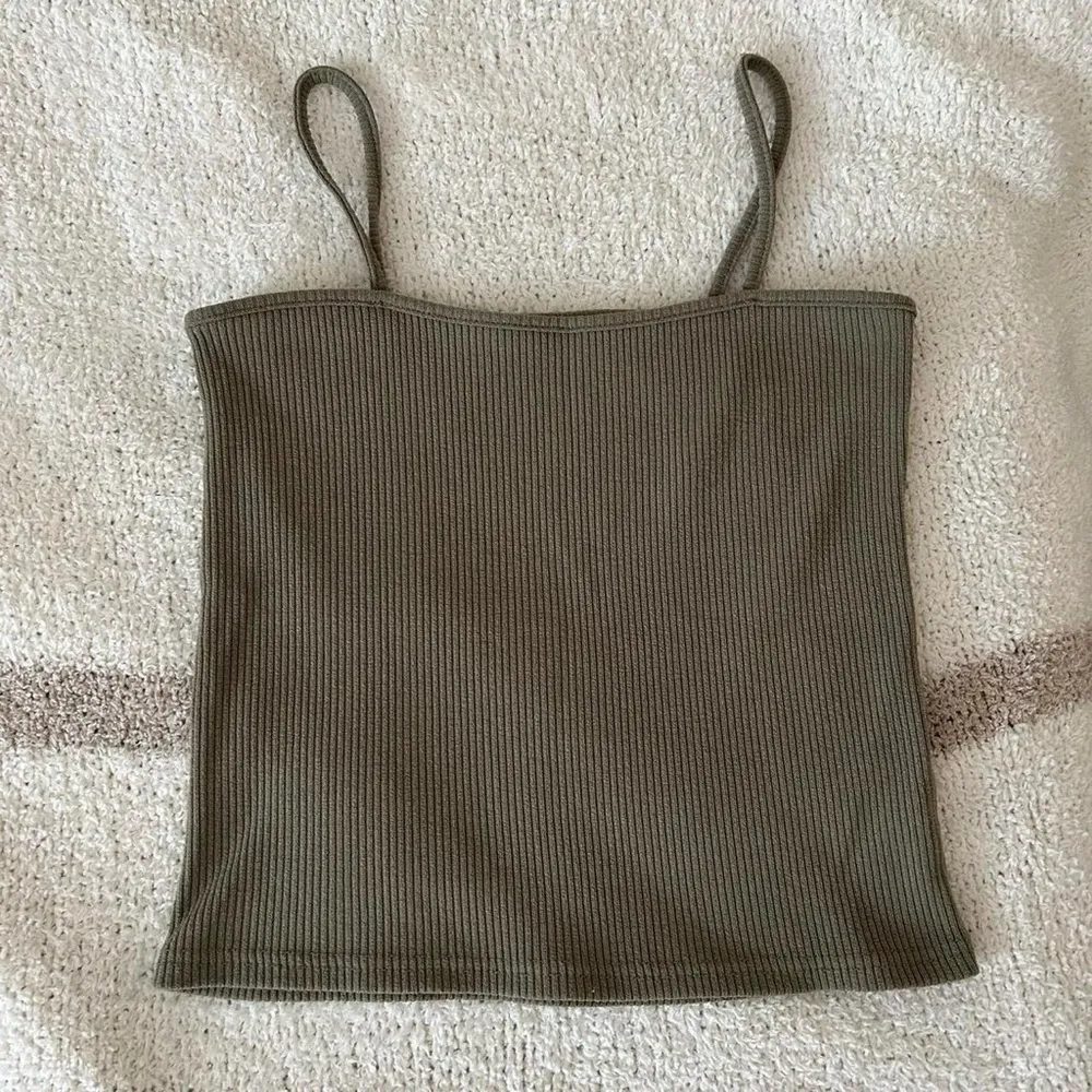 Stylenanda olive/khaki ribbed solid tone camisole Green Size XS - Image 2