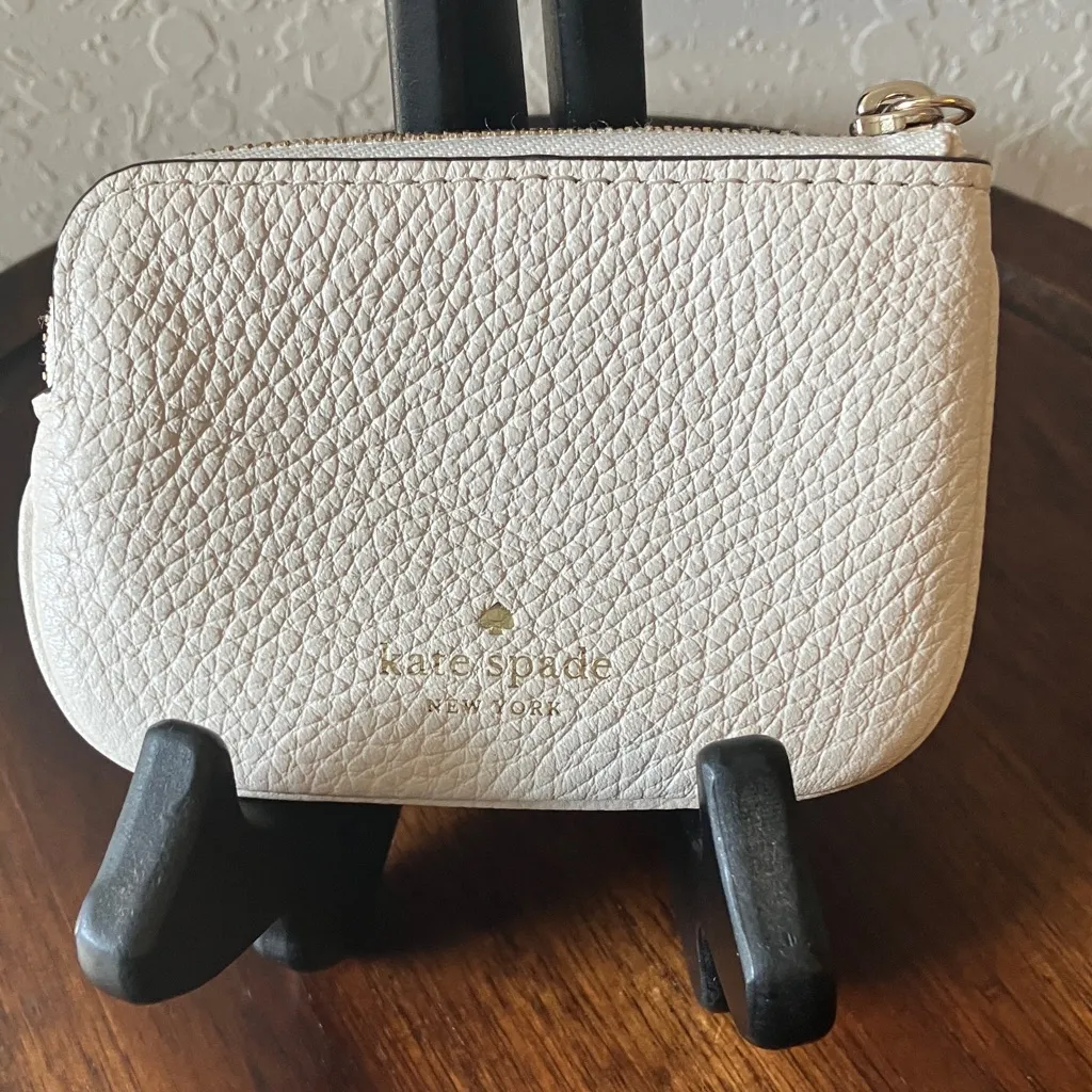 Kate Spade: Pebbled Leather Cream Keychain/Charm- Coin/Card Holder- gold tone - Image 2