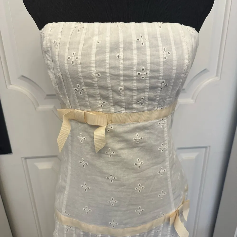 Kimchi Blue Urban Outfitters Strapless White Cream Dress w/ Bows Eyelet NWOT - Image 3