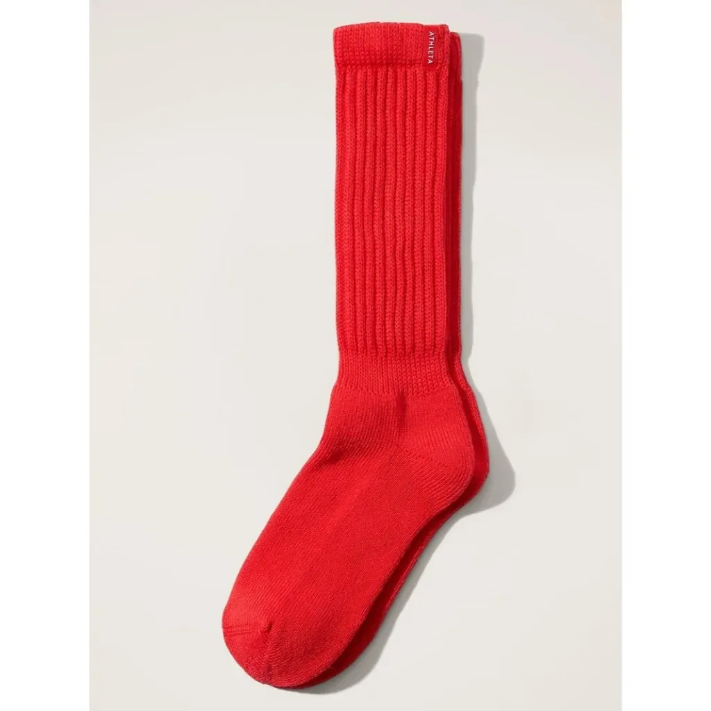 New Athleta S/M Cloud Scrunch Socks Cardinal Red Medium/Large Sizes 4-6 - Image 2