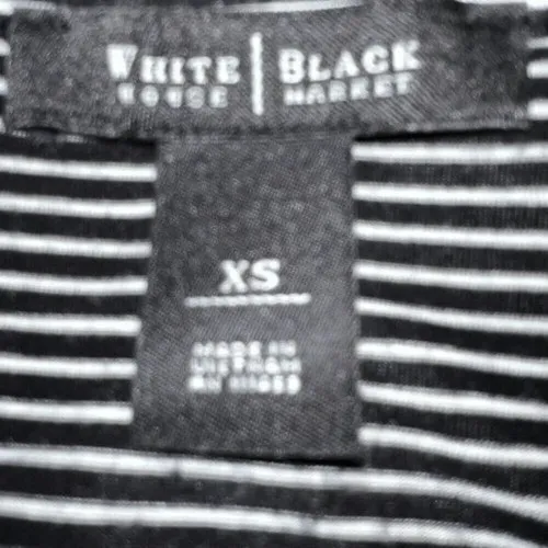 WHITE HOUSE‎ BLACK MARKET Black and White Striped Beaded Ruched Top EUC XS - Image 7