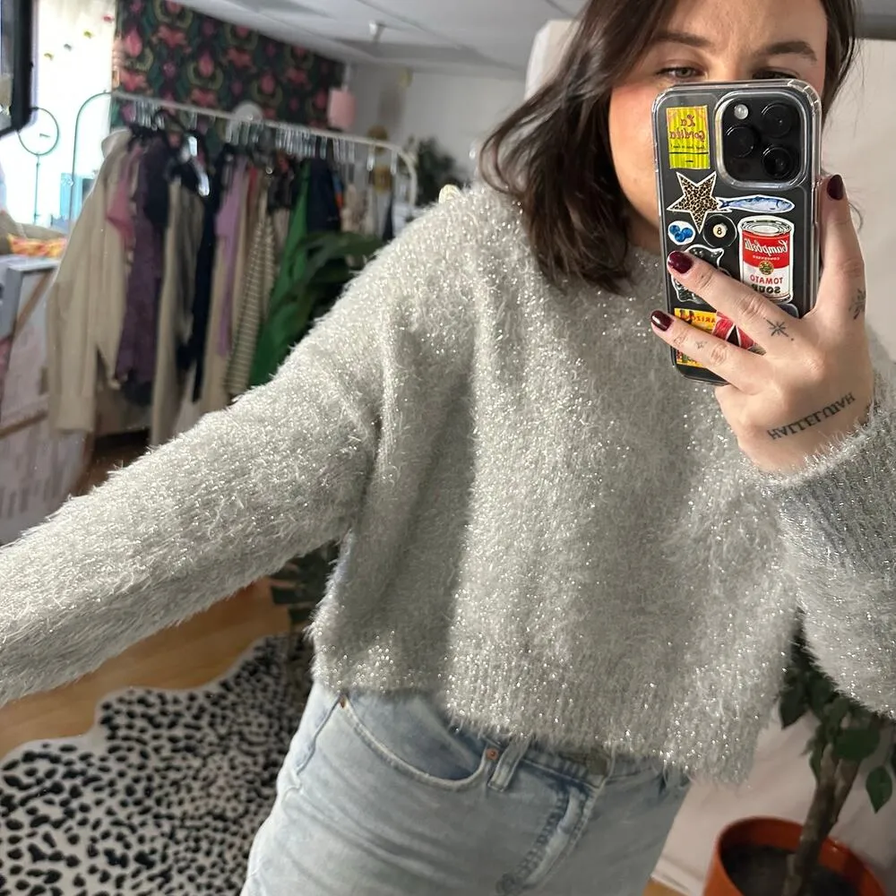 Nwt Urban Outfitters Metallic Eyelash Knit Pullover Sweater Gray Size Medium - Image 3